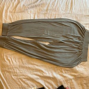 Gray H&M flare jogger type leggings very comfy and soft